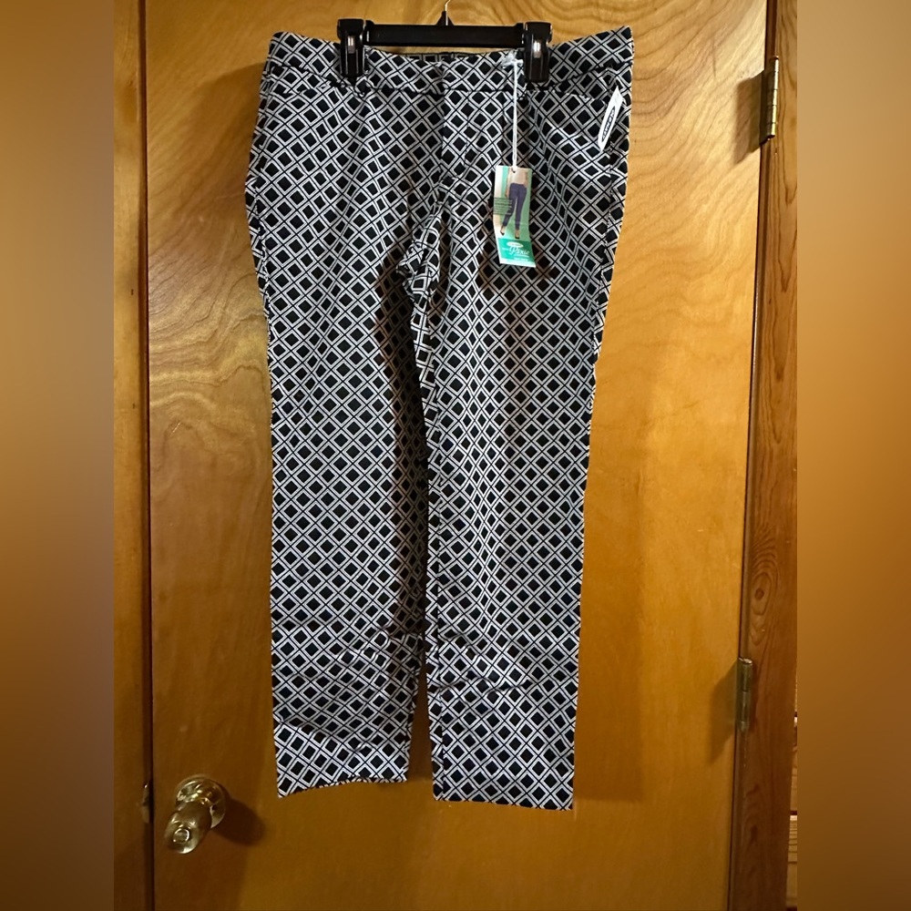 Old Navy Pixie Pants